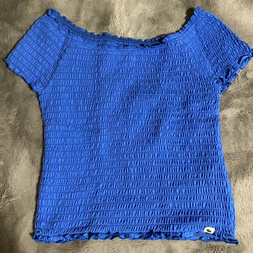 Abercrombie blue lettuce edge